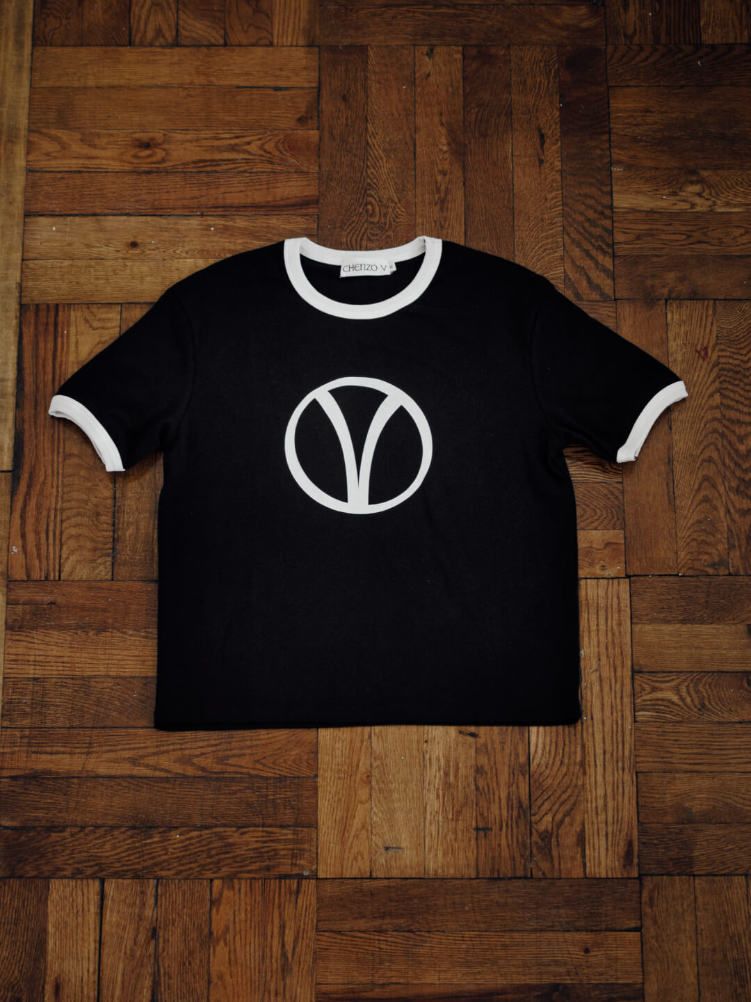 V Sign Ringer Tee